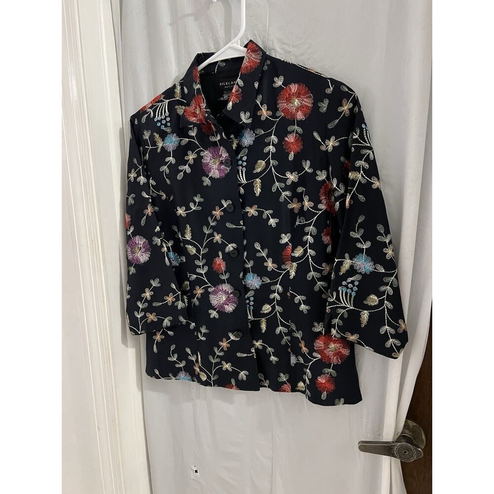 Silkland Black Floral Embroidered Silk Button Up Blouse Sz 8 Petite